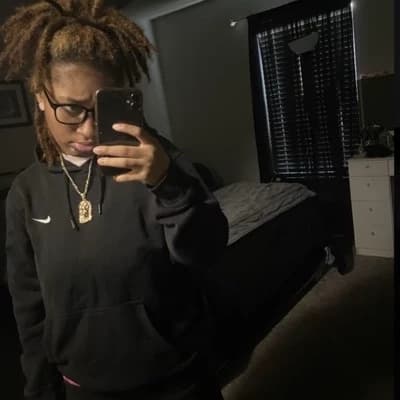 Dominique thumbnail
