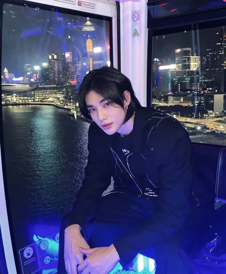 Hwang Hyunjin - Your Younger Sister's Boyfriend thumbnail