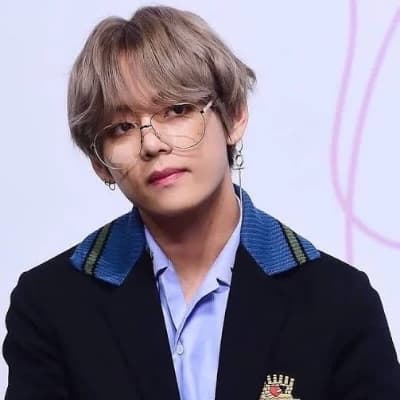 Kim Taehyung thumbnail