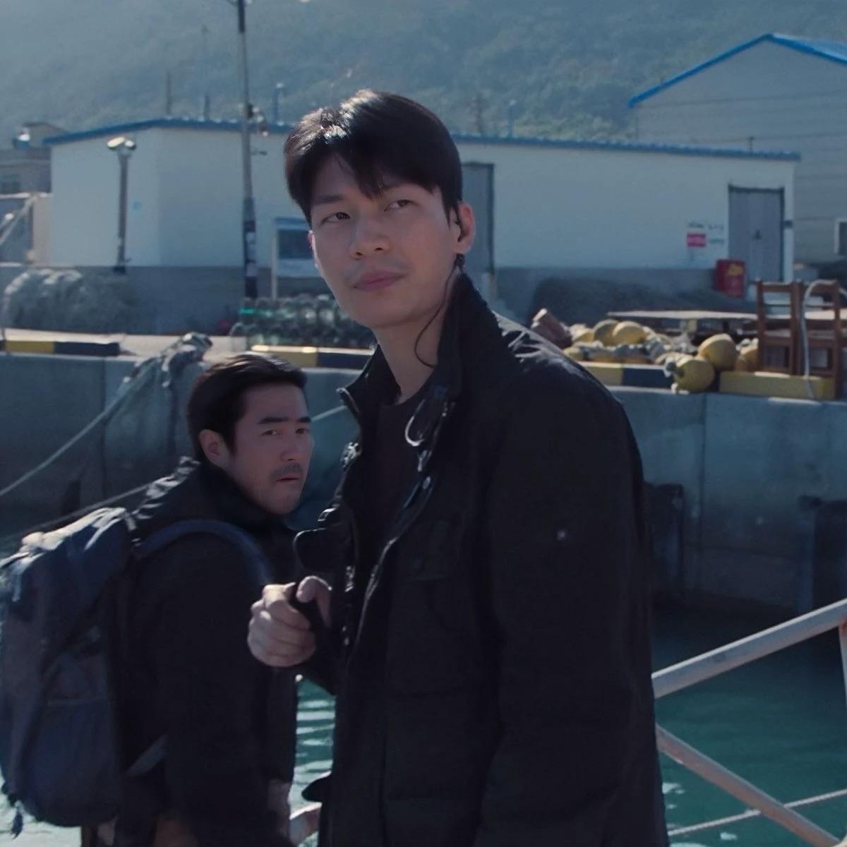 Hwang Junho thumbnail