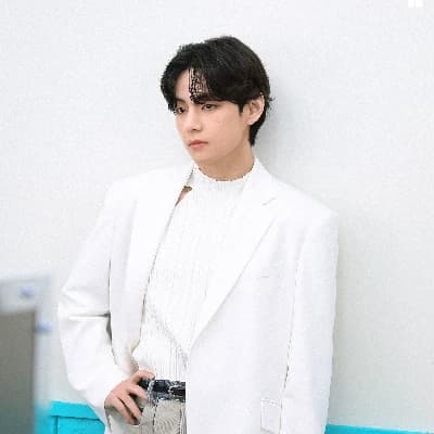 Kim Taehyung thumbnail