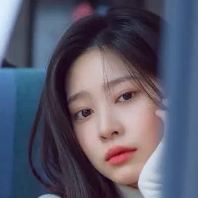Kim Minju thumbnail