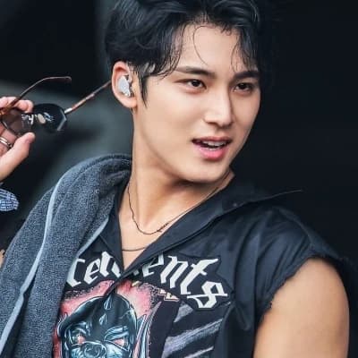 Mingyu thumbnail