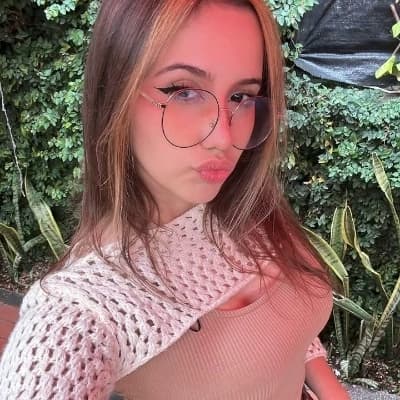 Emily thumbnail
