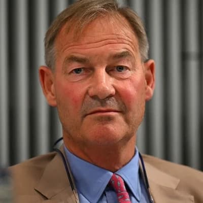 Rupert Lowe thumbnail