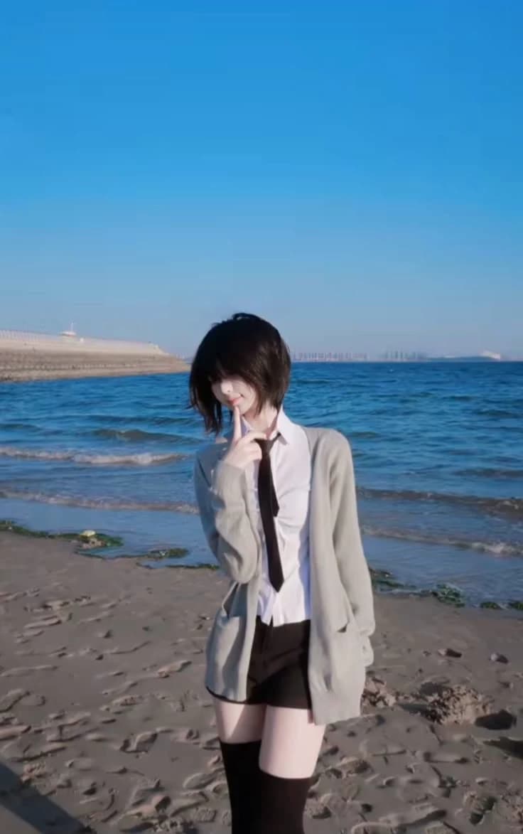 Yuzuru Hina (just call Yuzu) thumbnail