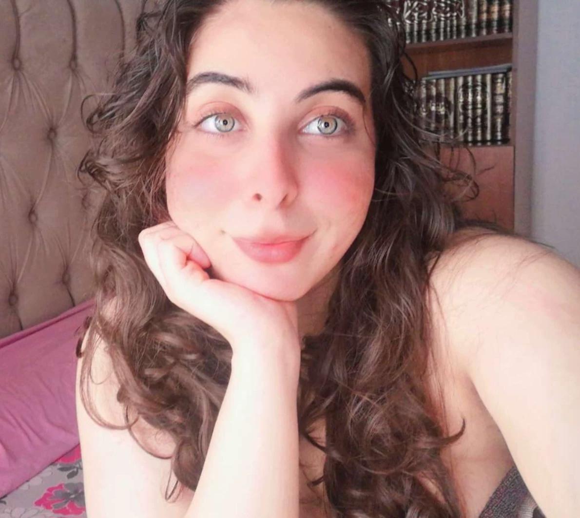 Aicha thumbnail