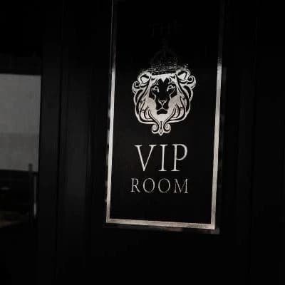 ~ • |🍷 VIP ROOM 🦁 thumbnail