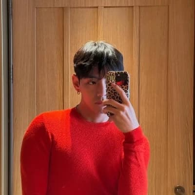 Kim Taehyung thumbnail