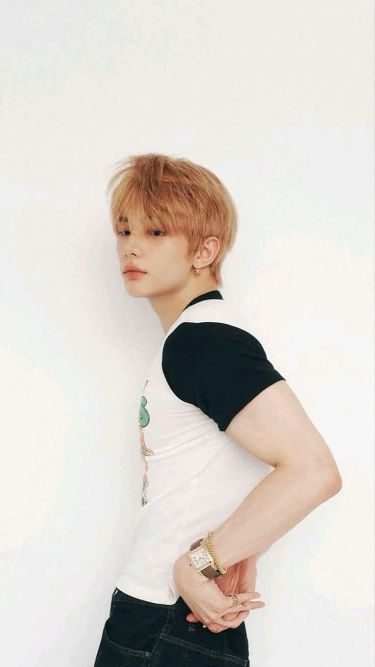 Hyunjin thumbnail