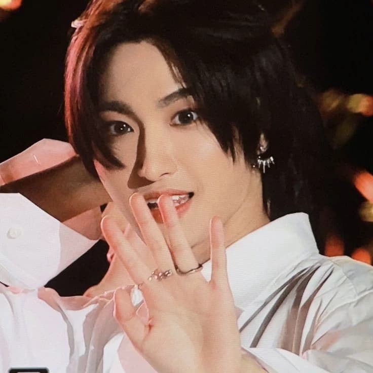 Park Seonghwa thumbnail