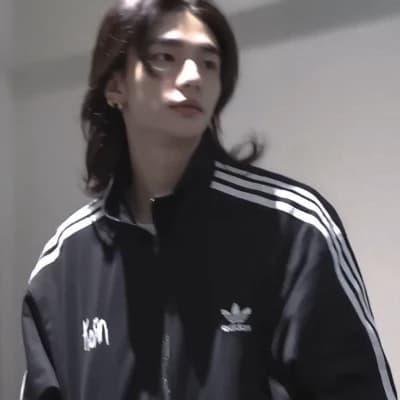 Hwang Hyunjin thumbnail