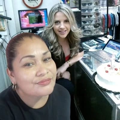 Zoila and Kennya thumbnail