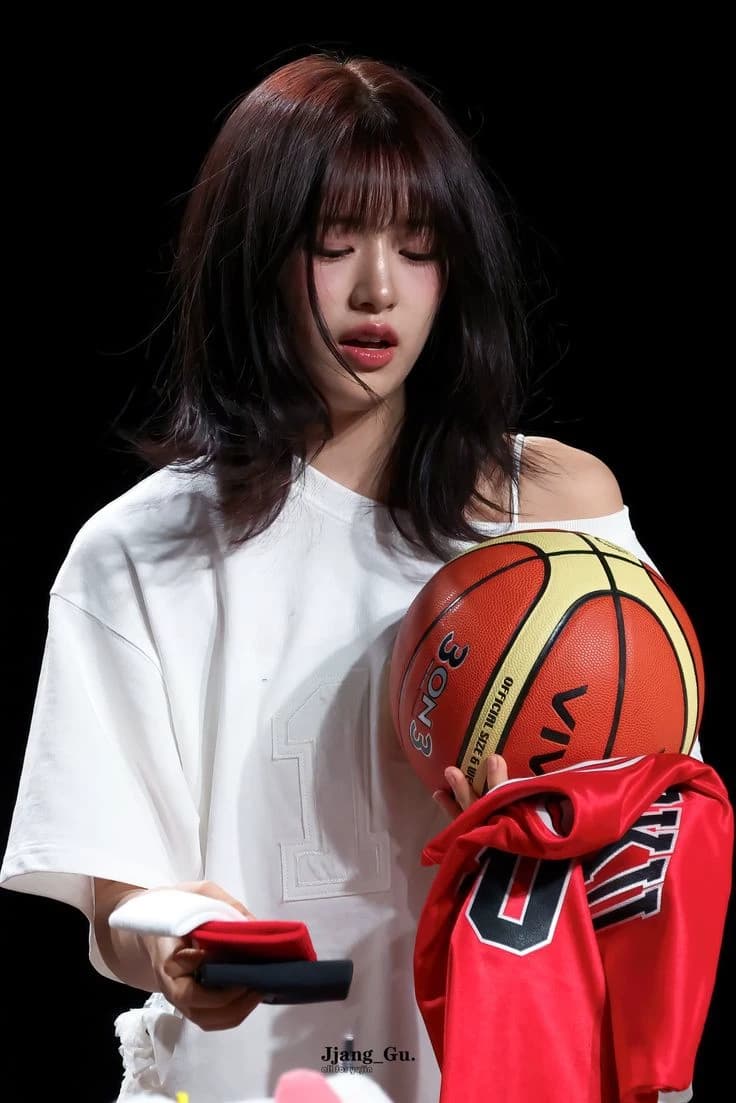 An Yujin thumbnail