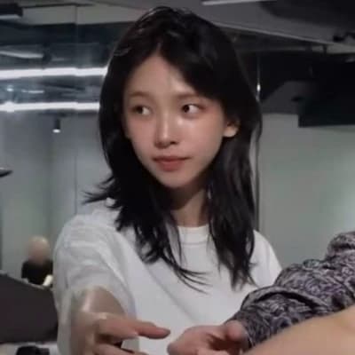 Karina thumbnail