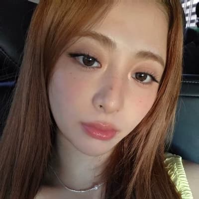 Huh Yunjin thumbnail