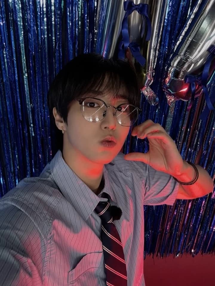 Han Jisung thumbnail