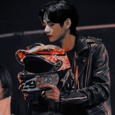 Kim Taehyung thumbnail