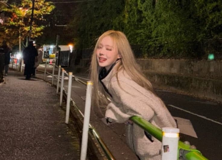 Minjeong (WLW/GL) thumbnail