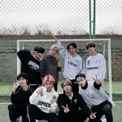 Stray Kids thumbnail