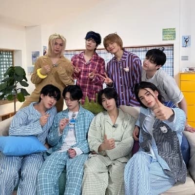 Straykids thumbnail
