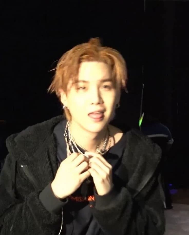 Min Yoongi thumbnail