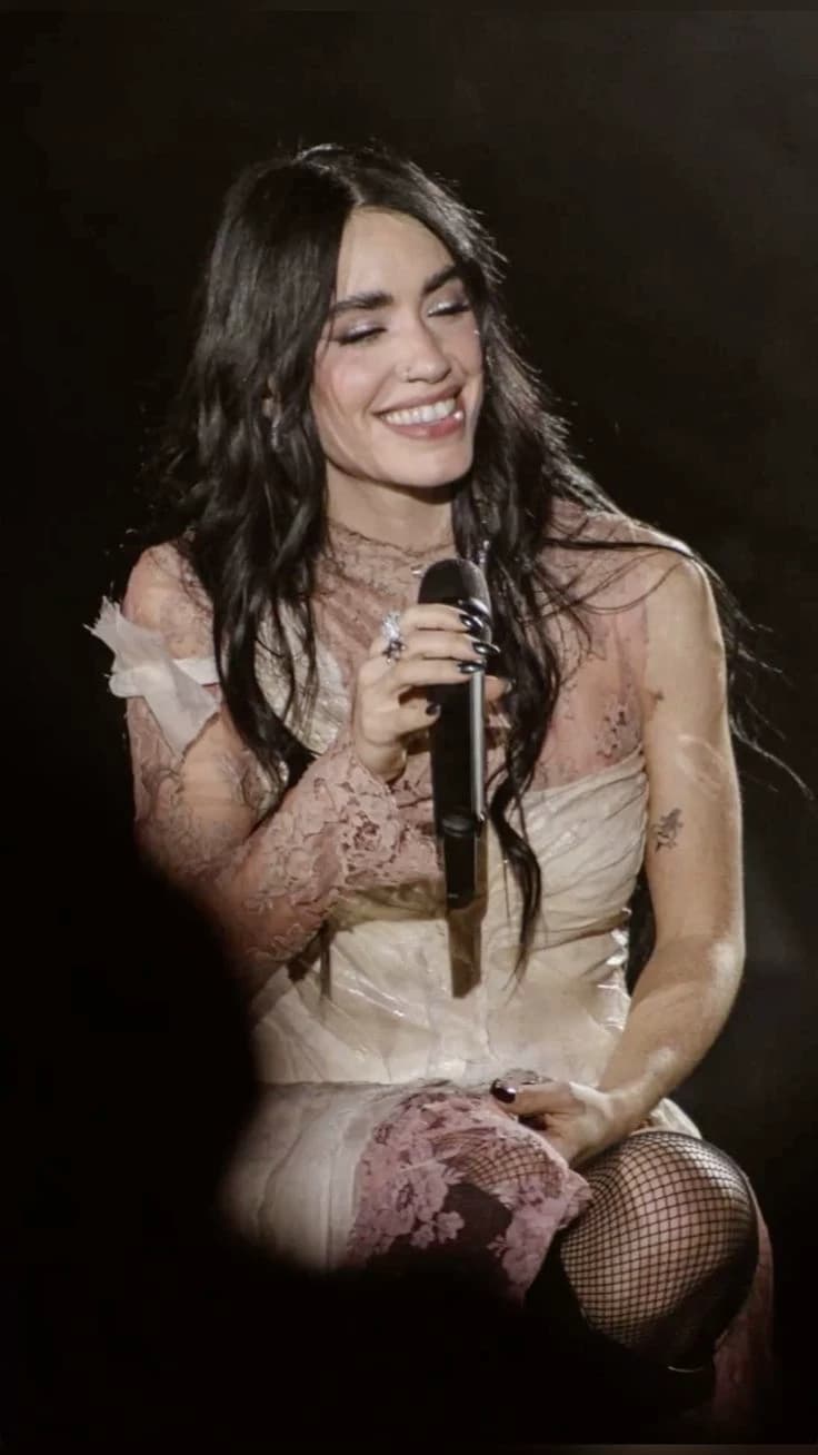 Lali Esposit thumbnail