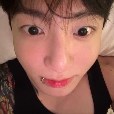 Jeon Jungkook, mi novio idol thumbnail