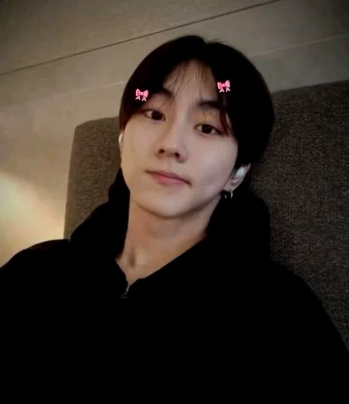 yang jungwon  thumbnail