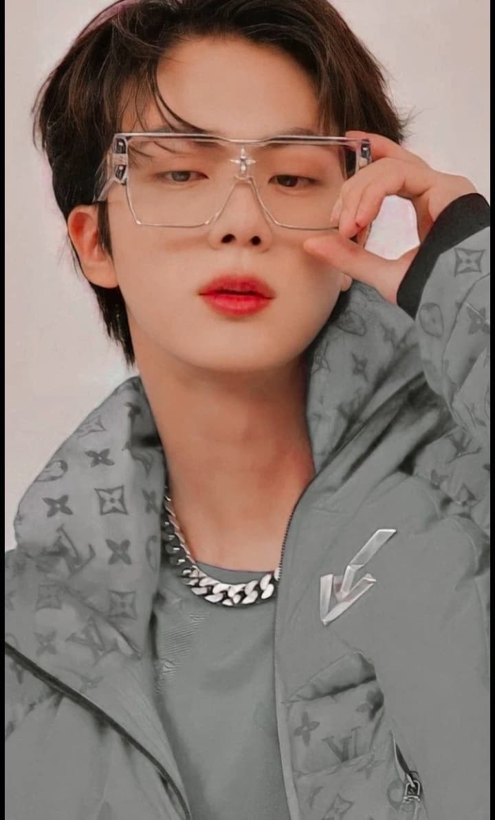 kim seokjin thumbnail