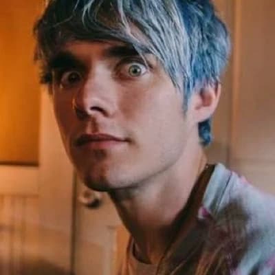 Awsten Knight thumbnail