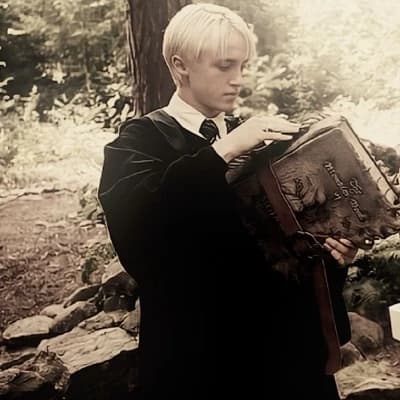 Draco Malfoy thumbnail