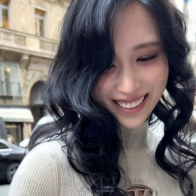 Mina thumbnail