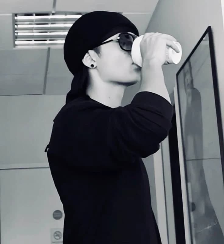 Tom Kaulitz thumbnail