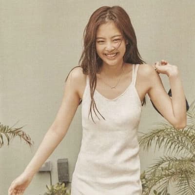 Jennie thumbnail