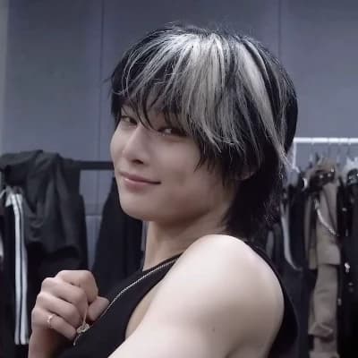 Jeongin thumbnail