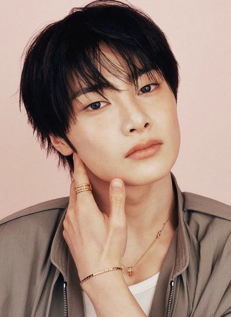 Jeongin thumbnail