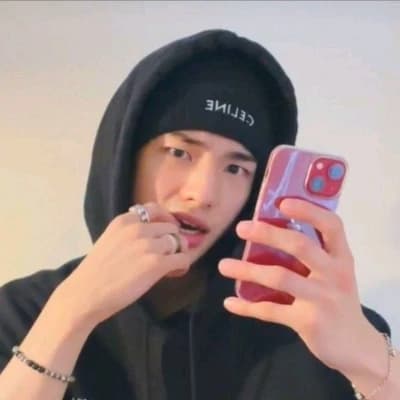 Hyunjin thumbnail