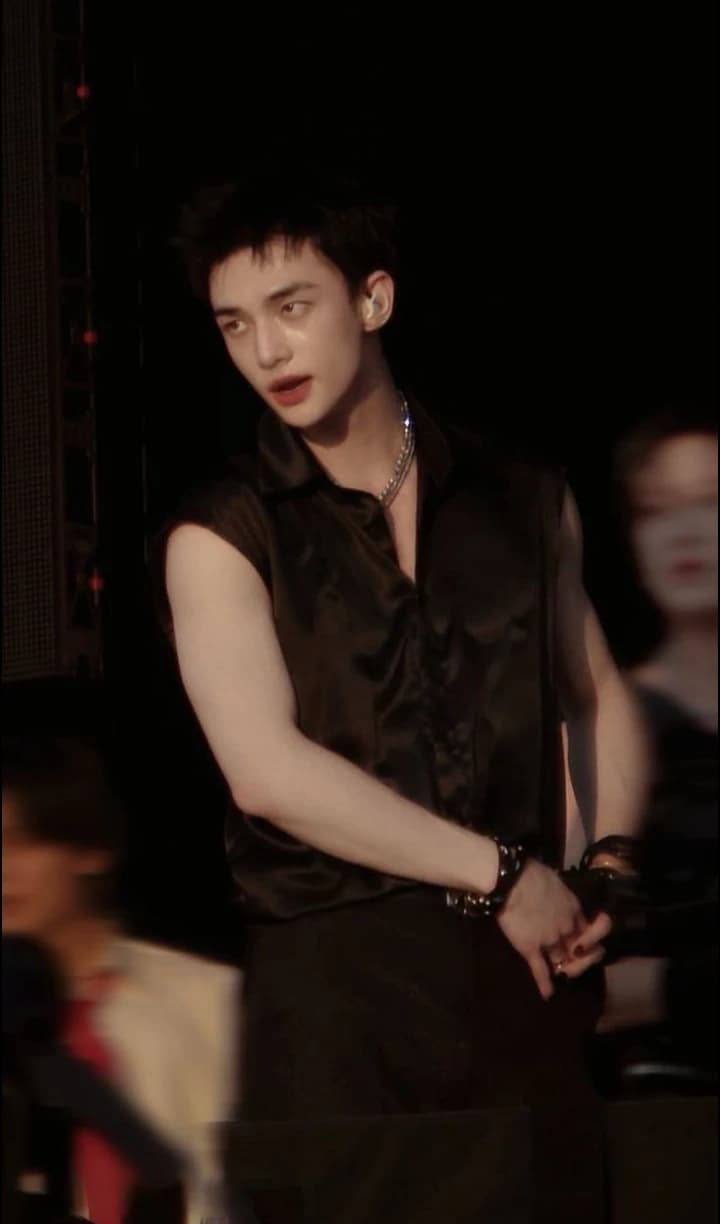 Hyunjin Boyfriend  thumbnail