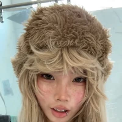 Sakura Chan thumbnail