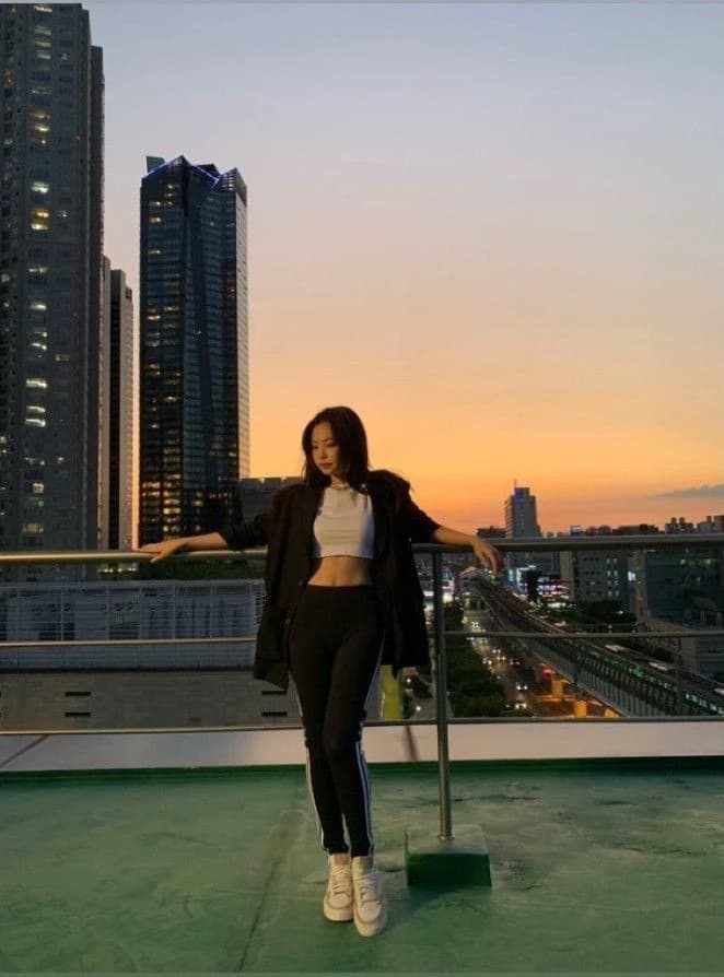 Jennie kim thumbnail