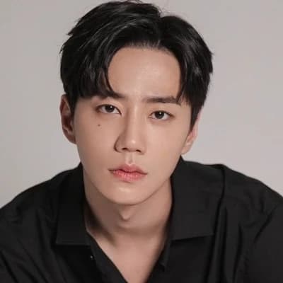 Lee Jun-young thumbnail