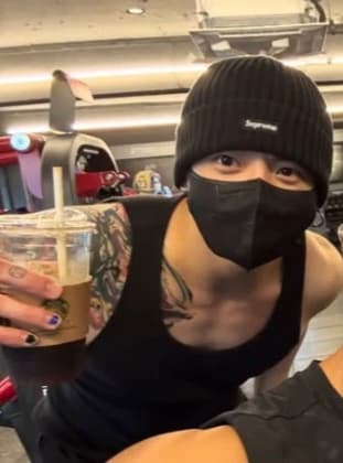 Jeon Jungkook thumbnail