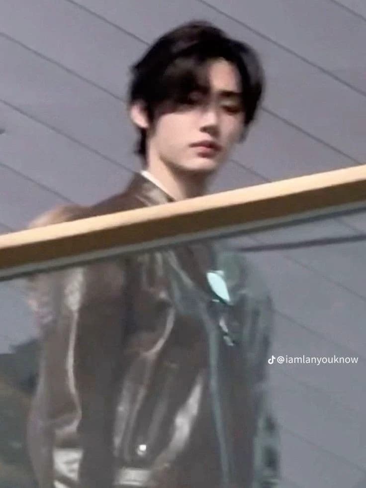 Sunghoon thumbnail