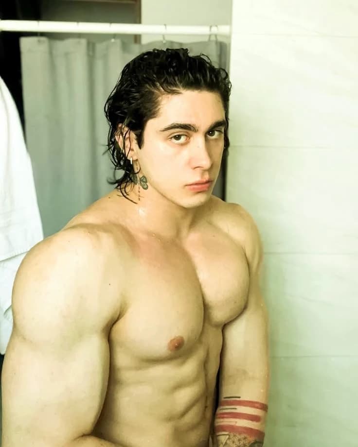 Carlos Belcast thumbnail