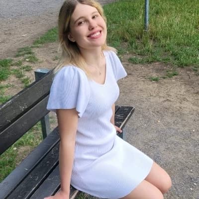Emma thumbnail