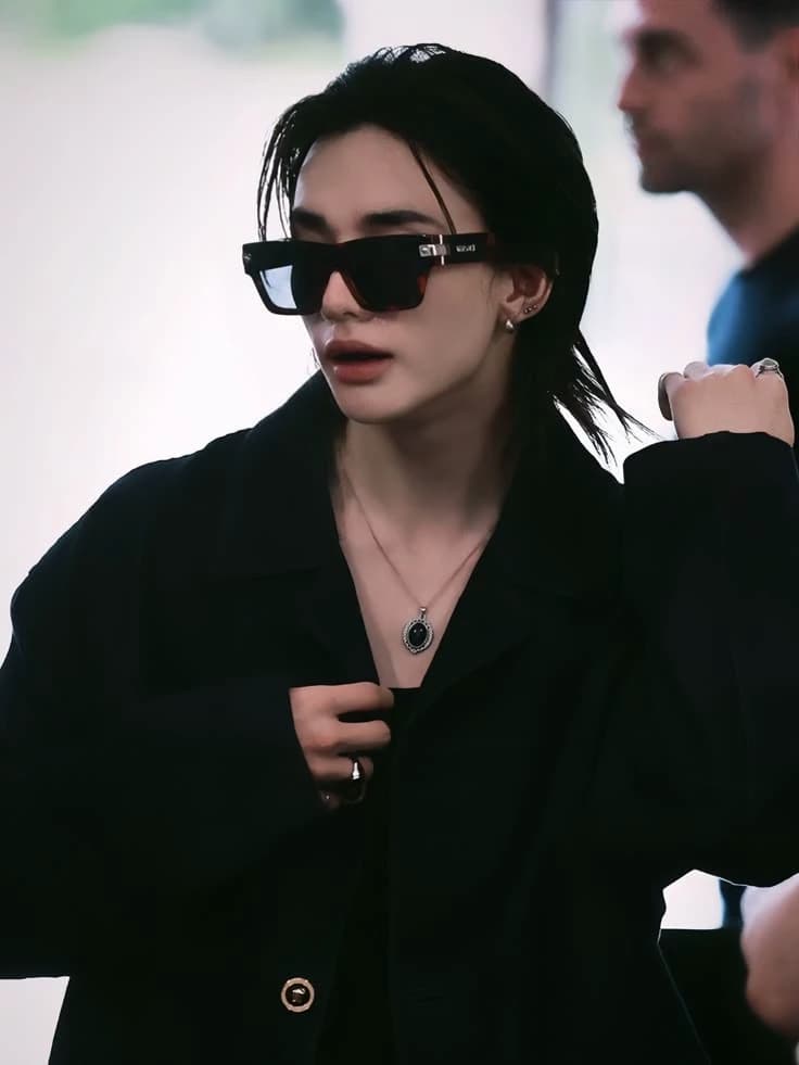 Hyunjin thumbnail