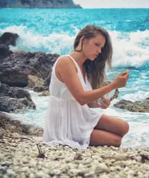 Stranded  thumbnail