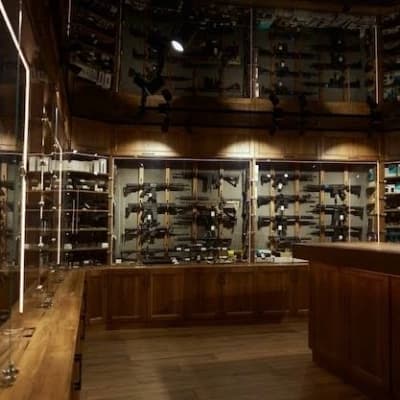 Zombie Apocalypse Weapon Store System RPG thumbnail
