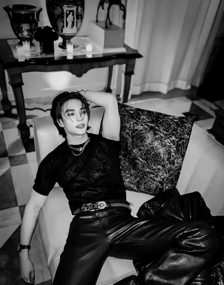 Hwang Hyunjin-Hwang Hyunjin thumbnail
